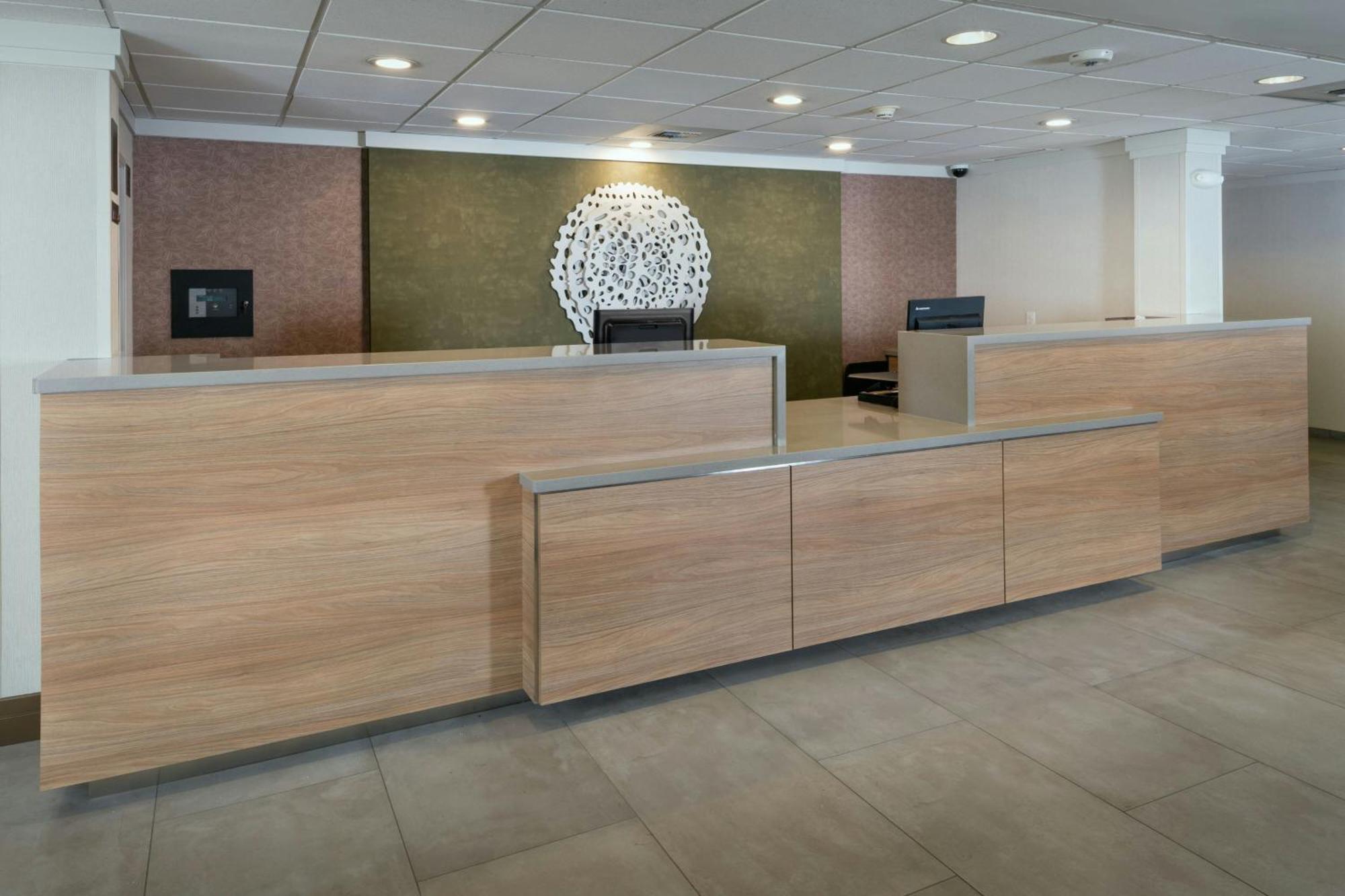 Fairfield & By Marriott Midtown 3* Anchorage